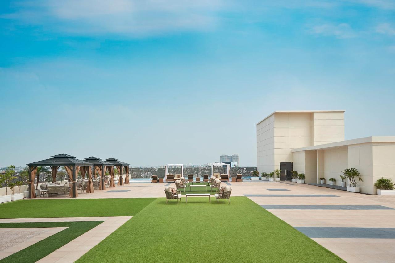 Doubletree By Hilton Váránasí Exteriér fotografie